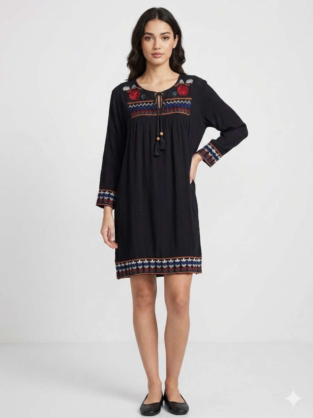 Romeo Juliet Couture M Dress Blue Floral Embroidered Shift Boho Tribal Breezy